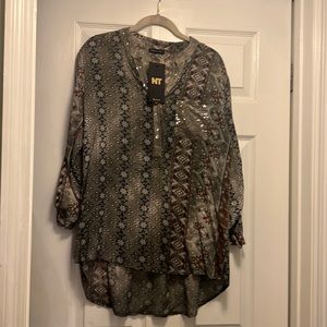 NT blouse multicolored blouse with sequins on pocket and around collar. Size OS